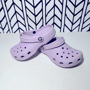 Kids lavender crocs size J1